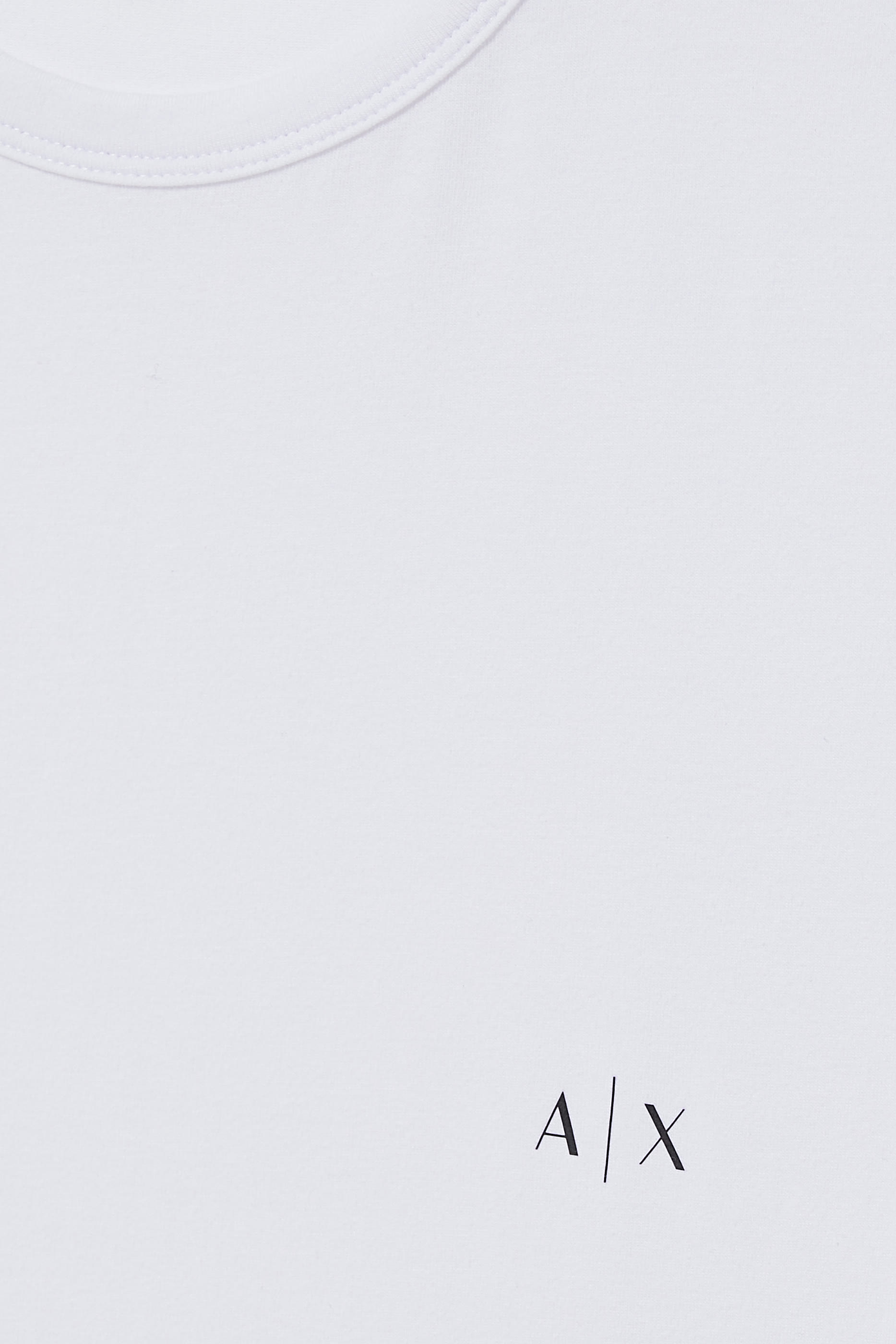 طقم تيشيرت بياقة مستديرة وطبعة شعار الماركة 