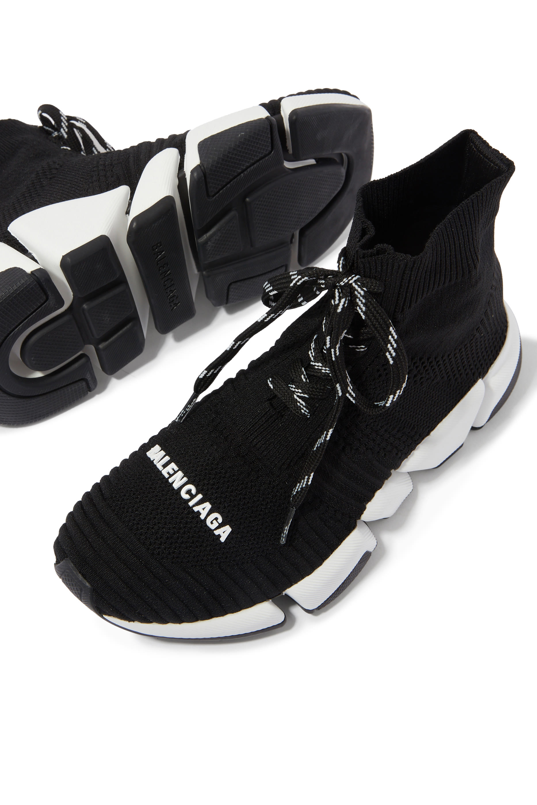 سنيكرز سبيد 2.0 بأربطة نسيج معاد تدويره